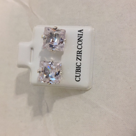 Large cubic zirconia earrings set new - Picture 3 of 5